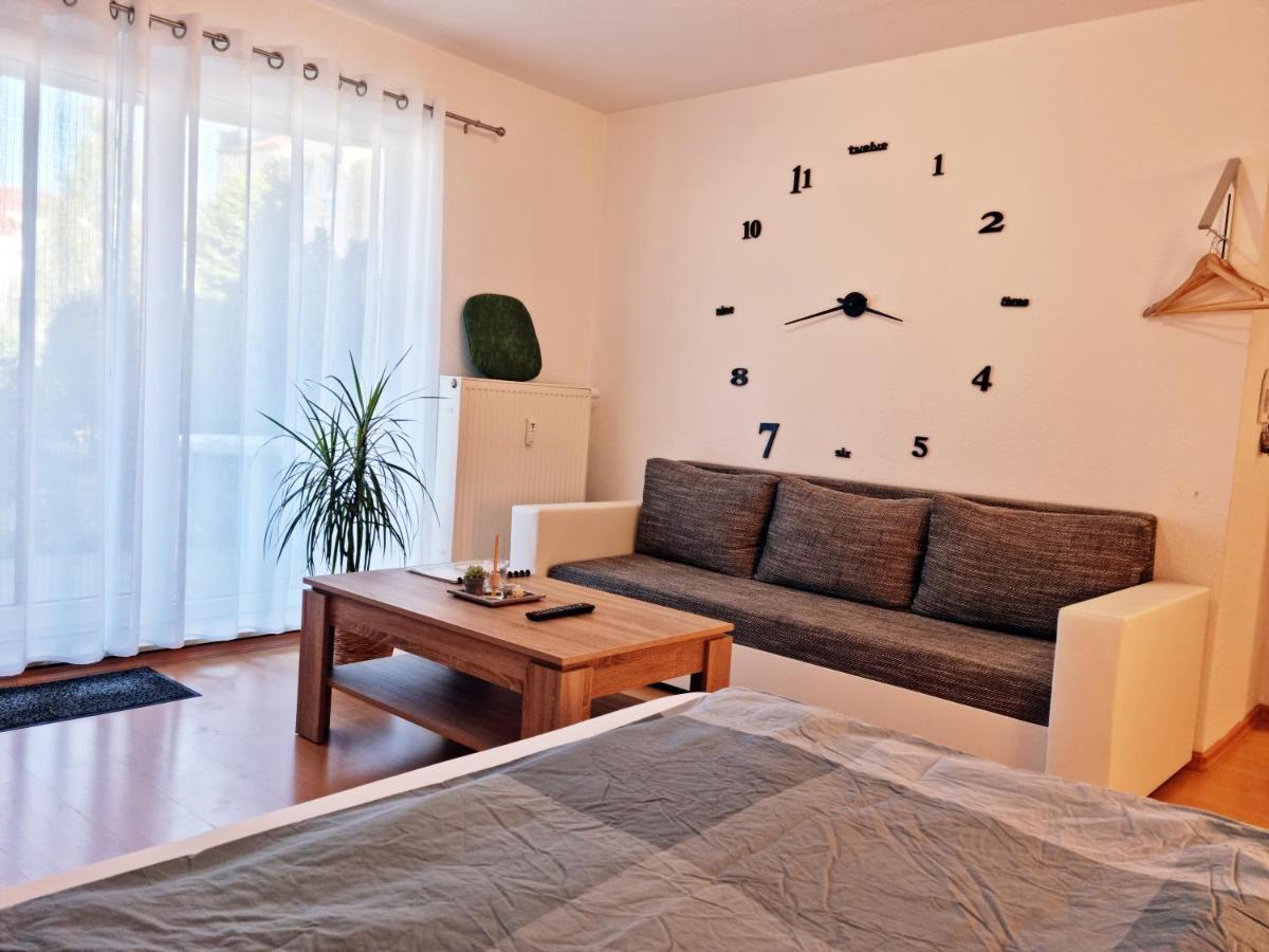 BRISE Business Apartment nahe Leipziger Messe - Porsche - BMW - DHL - WLAN - Parkplatz - business travelers only Exterior foto